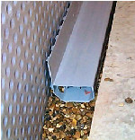 Drainage channel and cavity drain membrane