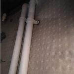 Mesh membrane and pump discharge pipe