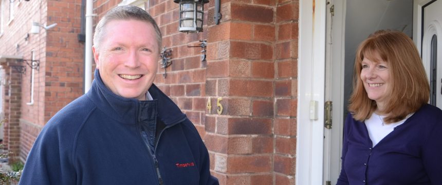 Qualified damp surveyor meeting property owner